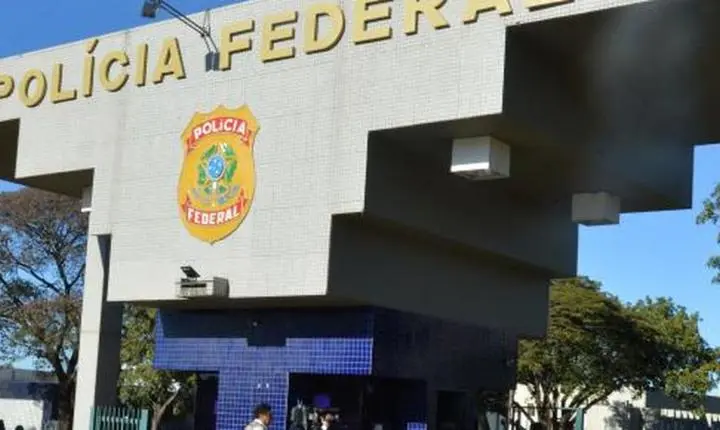 Delegados da PF criticam afastamento de diretores por decisão monocrática