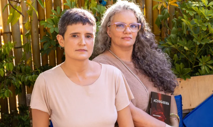 Duque de Caxias recebe roda de leitura do romance "Açougueira", premiado e finalista de importantes prêmios literários