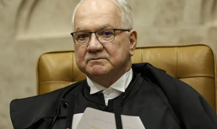 Edson Fachin afirma que críticas ao STF fortalecem a democracia brasileira