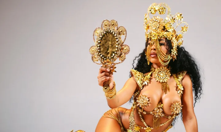 Lorena Maria rebate ataques de intolerância religiosa após ensaio de Carnaval