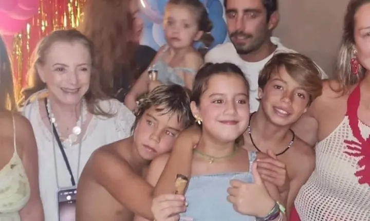 Luana Piovani e Pedro Scooby se reúnem na festa de aniversário dos filhos gêmeos