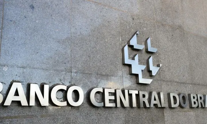 Mercado financeiro reduz projeção da inflação para 5% neste ano