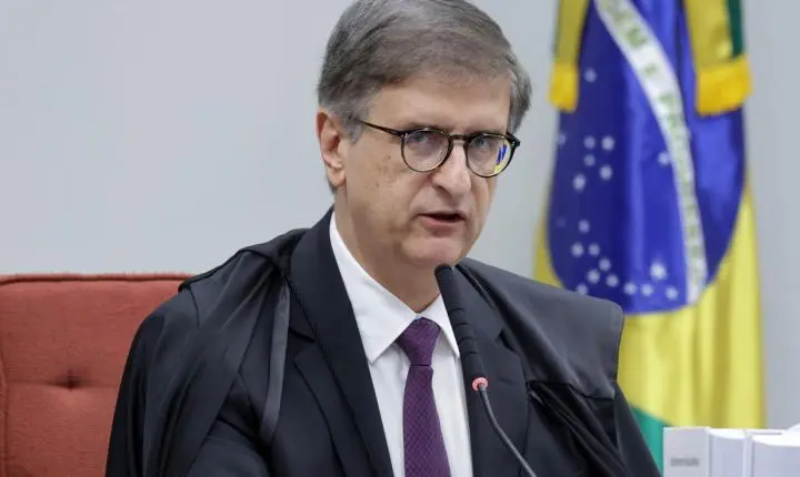 PGR cobra acesso a dados de Vorcaro para todos os ministros do STF