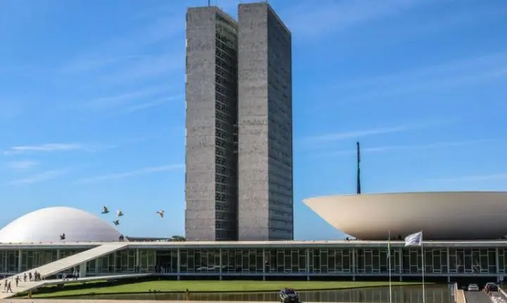Prazo para Executivo enviar lei orçamentária anual de 2027 termina nesta segunda