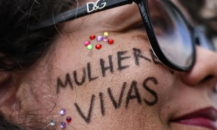 Rio de Janeiro cria Salas Lilás para acolher mulheres vítimas de violência