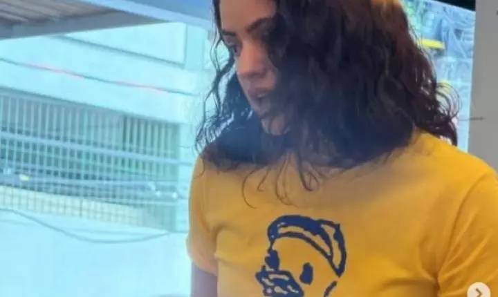 A cantora espanhola Rosalía no Rio de Janeiro aproveita a cidade antes de realizar shows