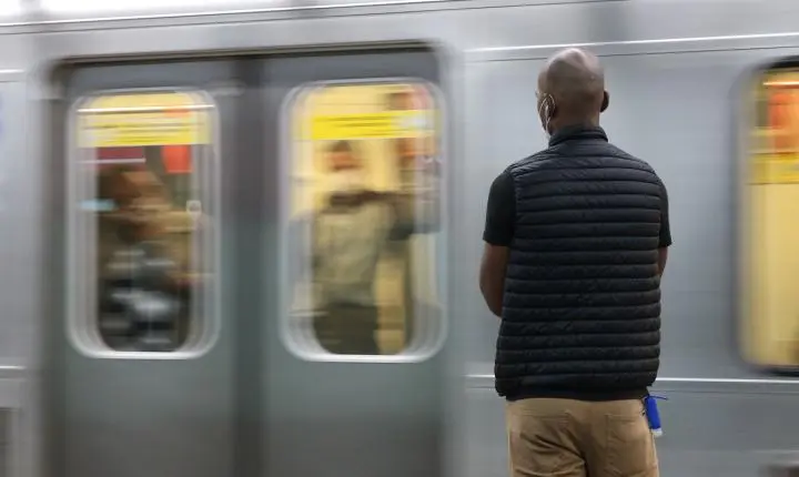 Greve na CPTM afeta três linhas de trens e altera o trânsito na capital paulista