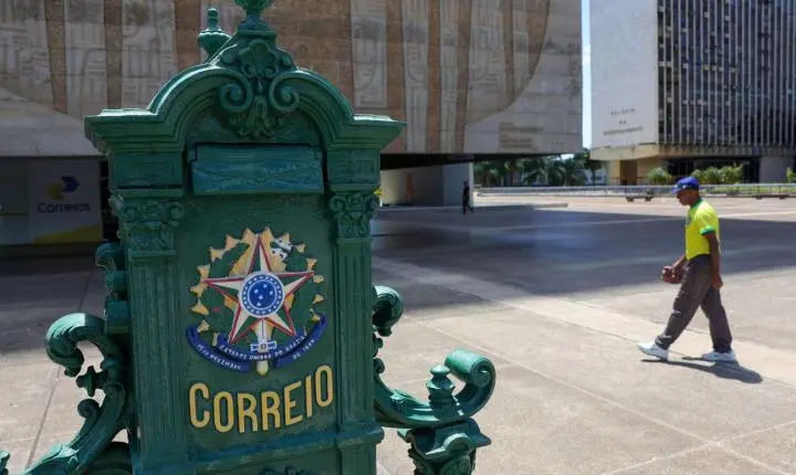 TCU alerta governo sobre risco fiscal dos Correios e cobra compensação de custos