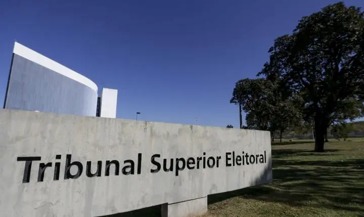 TSE cria conselho consultivo para combater a IA nas eleições e fake news