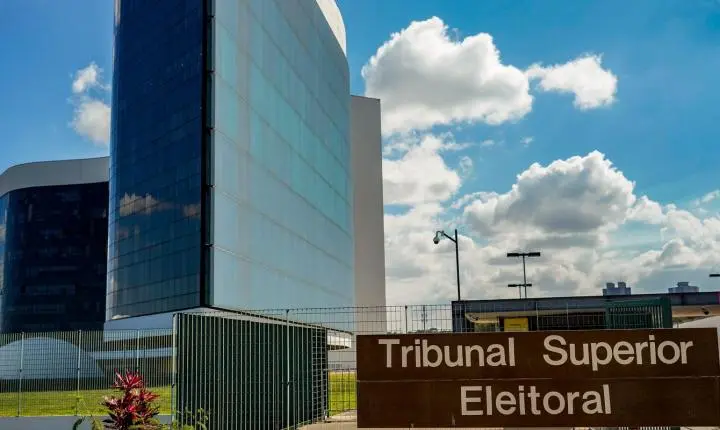 TSE busca consenso sobre regras de IA nas eleições em reunião convocada por Kassio Marques